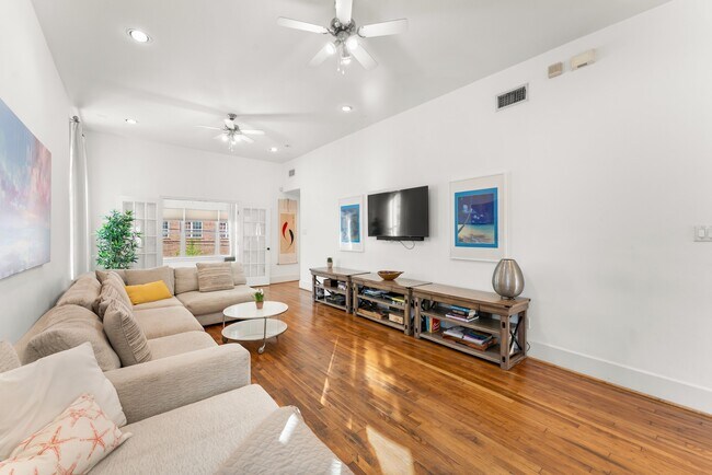 Foto del edificio - 315 Fairview St