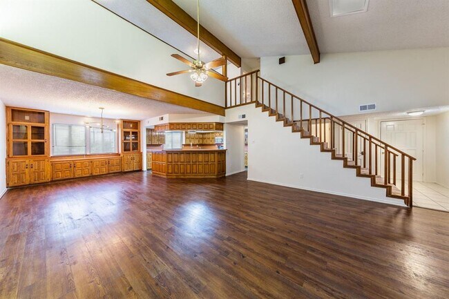 Foto del edificio - 8501 Fathom Cir