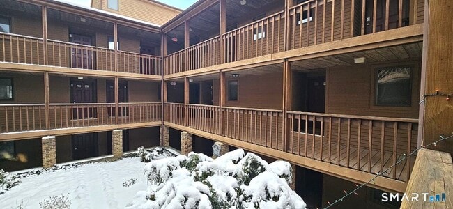 Building Photo - 482 East St