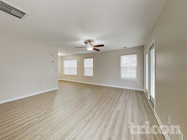 Building Photo - 3000 Grand Look Ct