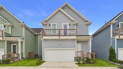 Building Photo - 9609 Valeca Dr