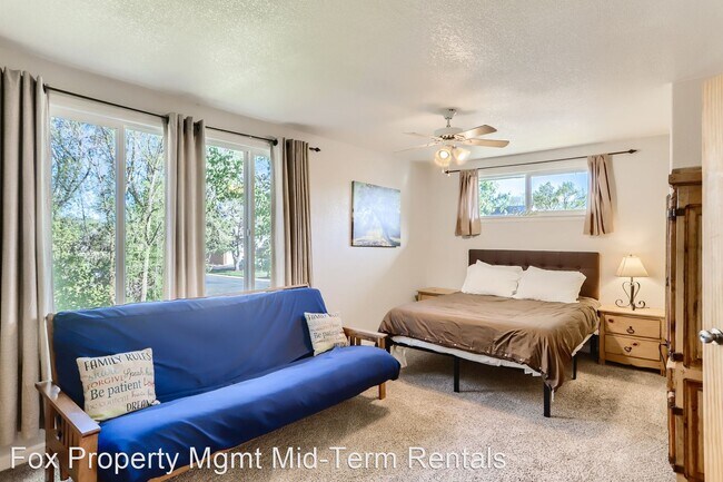 Foto del edificio - 5 br, 3 bath House - 1628 Centaur Circle