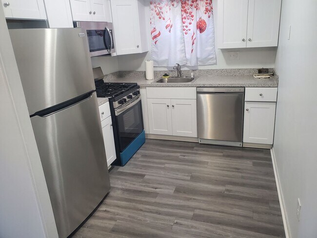 Foto del edificio - 1143 E Sydney St