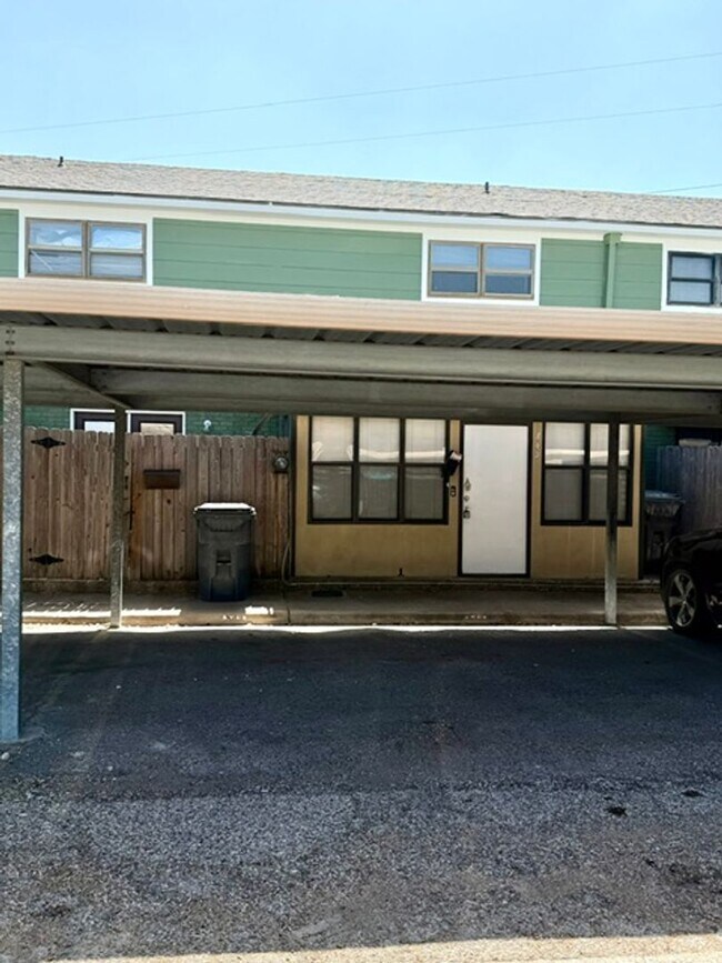 Building Photo - 842 N 62nd St