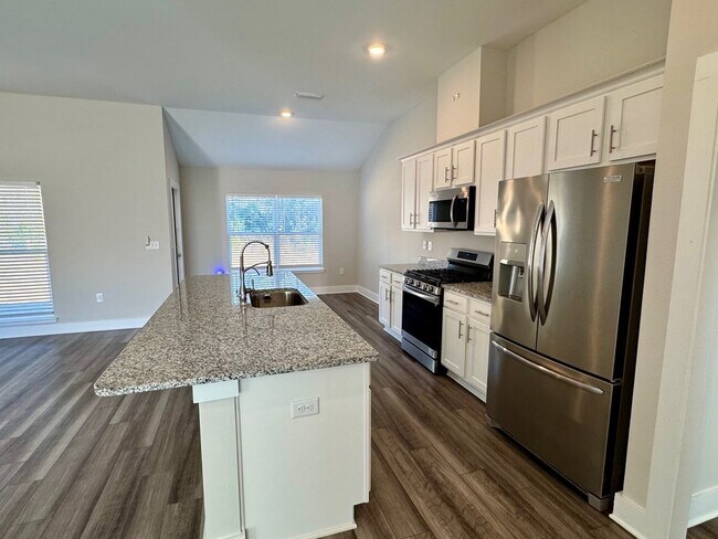 Building Photo - 456 Jones Homestead Rd