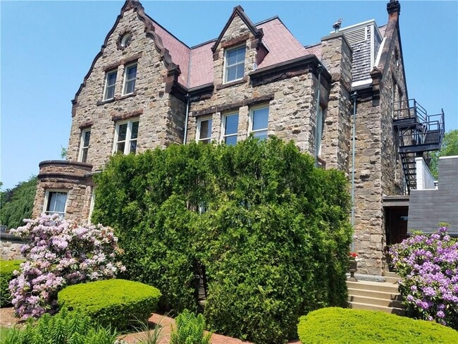 Foto del edificio - 364 Bellevue Ave