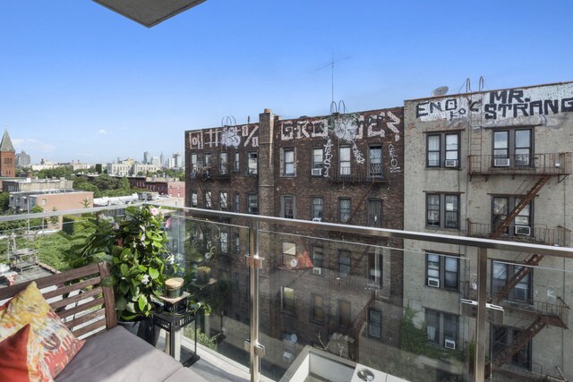 Foto del edificio - 379 Broadway