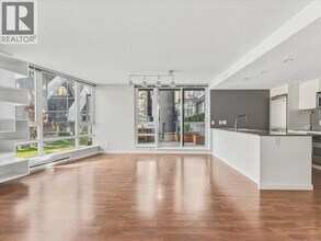 Building Photo - 788 Hamilton St