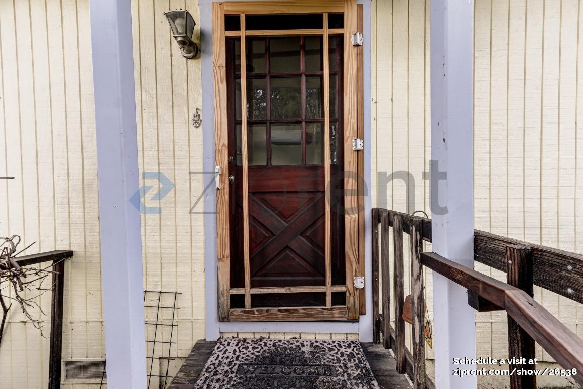 Primary Photo - 2434 Humboldt St