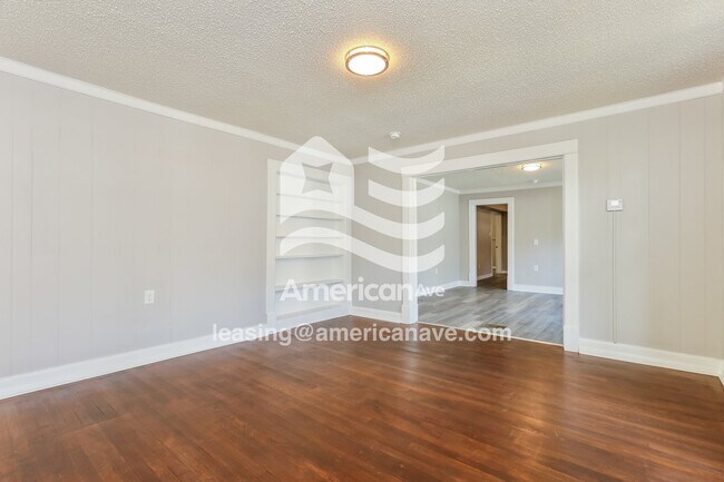 Foto del edificio - 2508 Marshall St