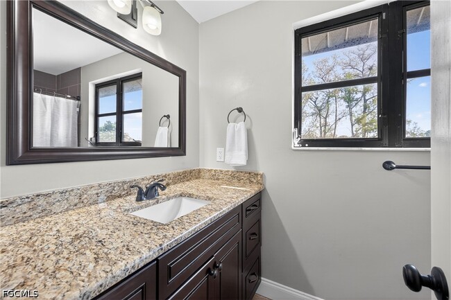 Building Photo - 1576 Beechwood Trail