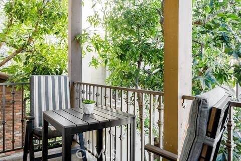 Photo - 209 Tall Oak Townhome