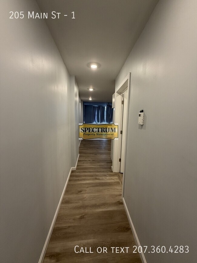 Foto del edificio - 205 Main St