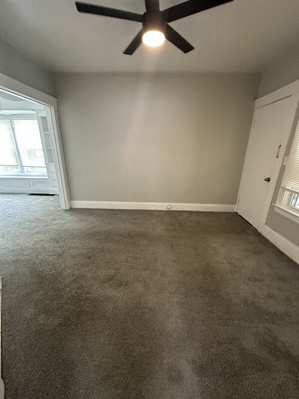 Foto del edificio - 3525 E 133rd St