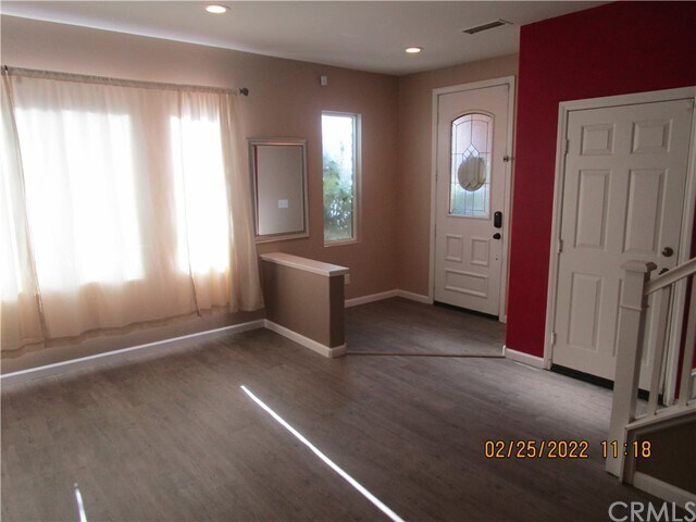 Building Photo - 32457 Silver Creek