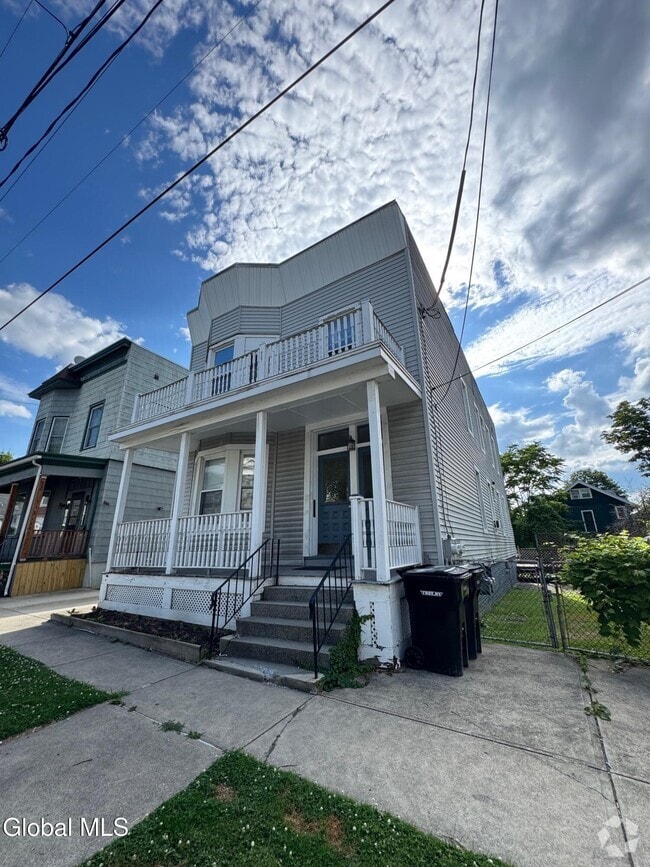 Building Photo - 2347 17th St