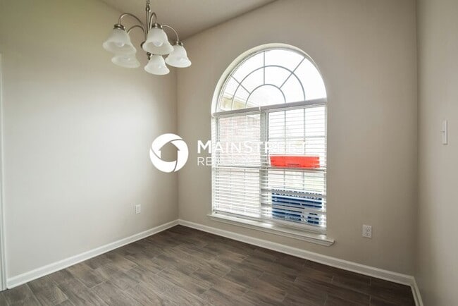 Building Photo - 3 Bedroom Pet-Friendly Home in MEMPHIS, TN...