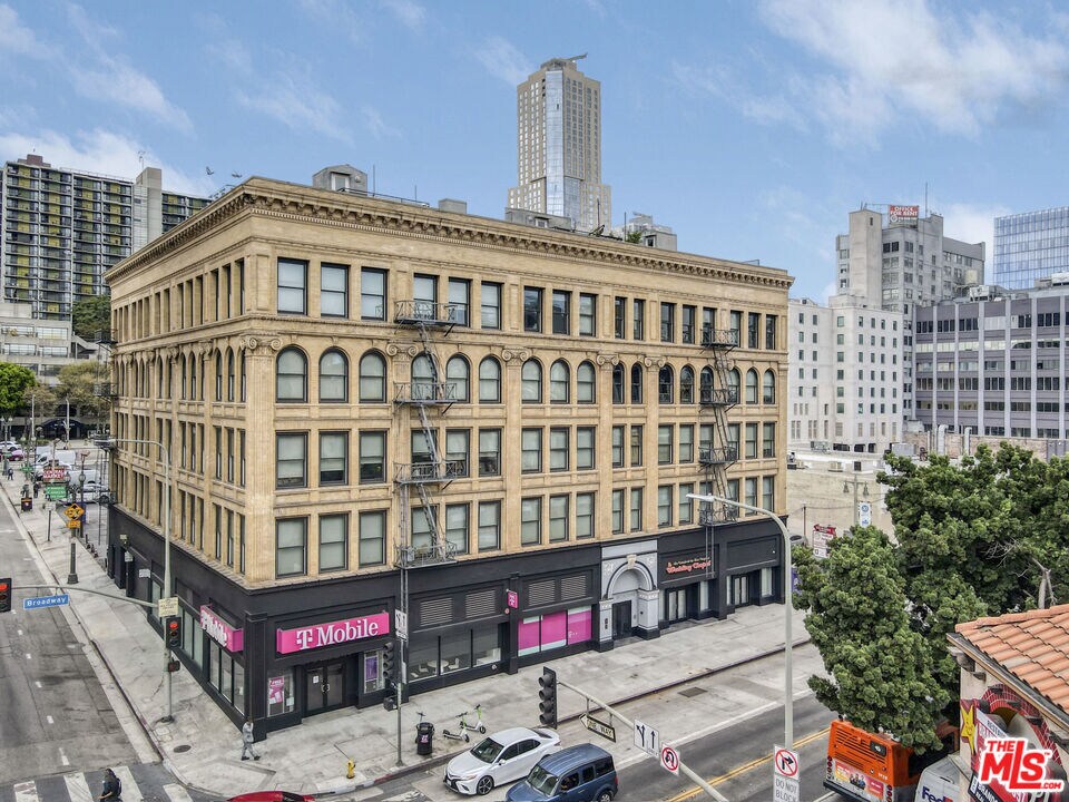 Foto principal - 253 S Broadway