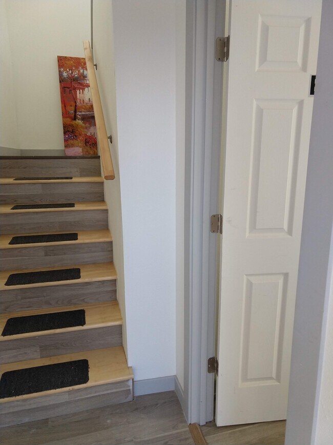 4340 Owens St Unit B, Wheat Ridge, CO 80033 Apartments in Wheat Ridge