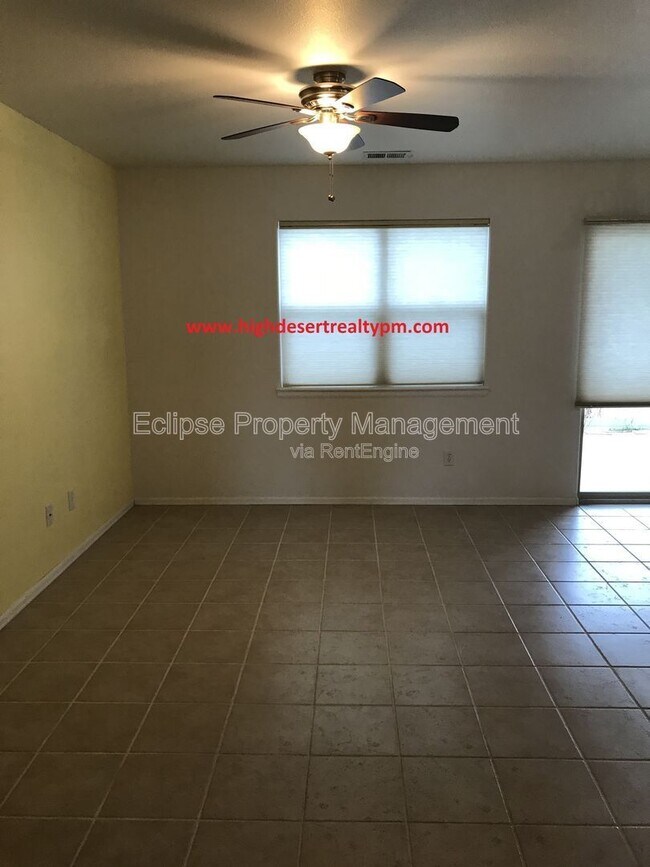 Foto del edificio - 2463 1/2 Theresea Lane