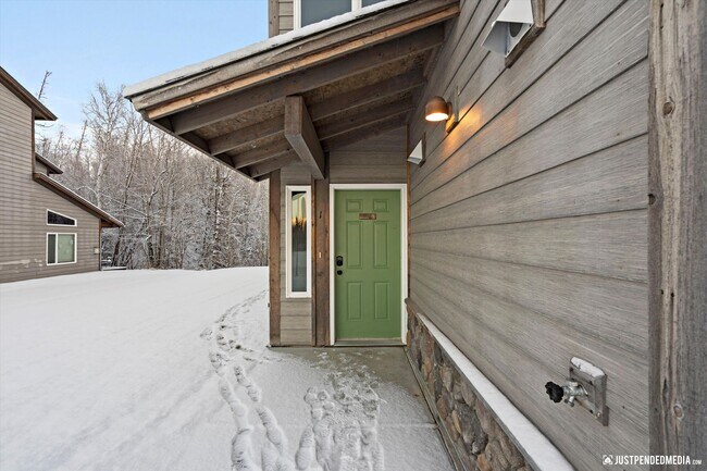 Foto del edificio - Timber Ridge Townhome
