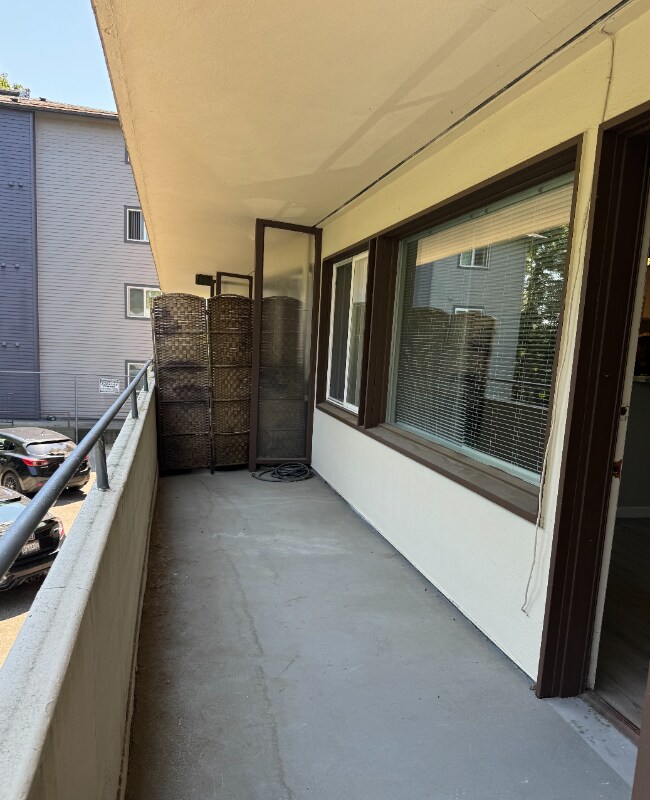 Foto del edificio - 4640 22nd Ave NE