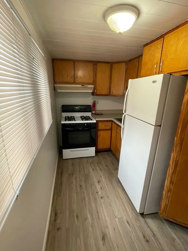 Building Photo - 110 S 12th St