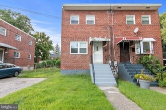 Building Photo - 2022 Oliver St