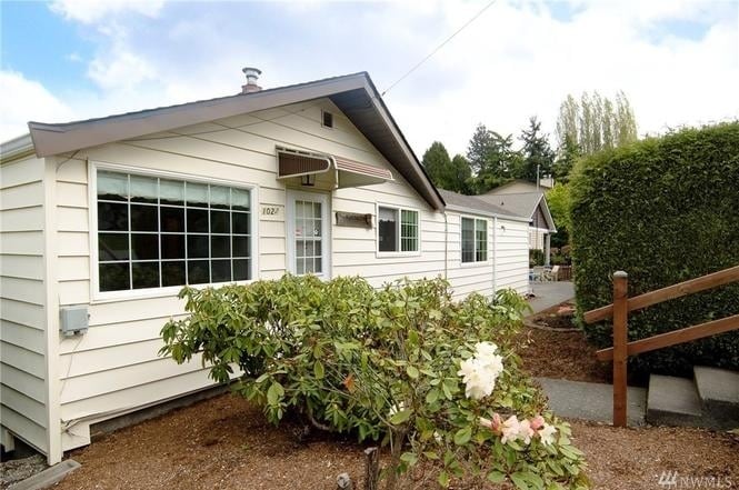 Photo - 1024 SW 120th St (Seattle, WA)