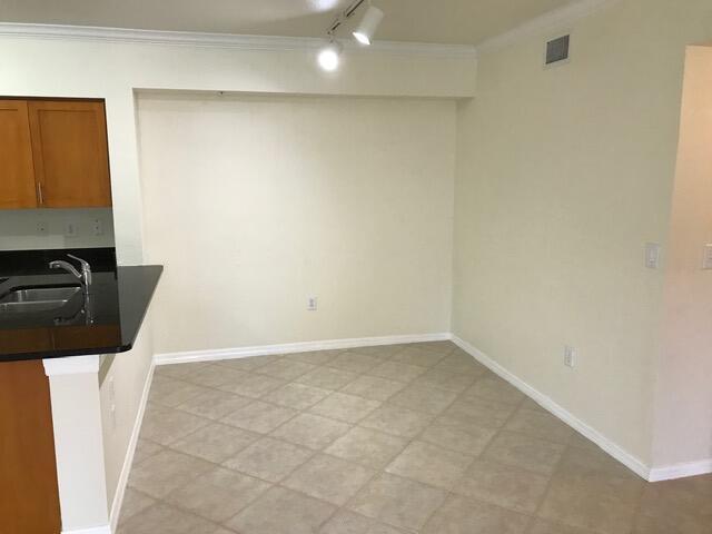 Building Photo - 6466 Emerald Dunes Dr