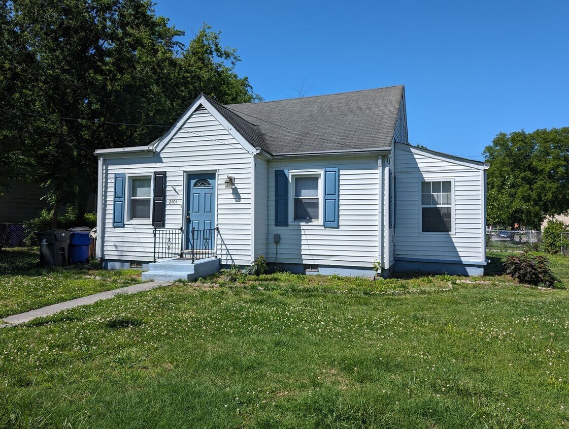 Primary Photo - Norfolk:3 Bedroom , 2 Bath Located Near Cr...