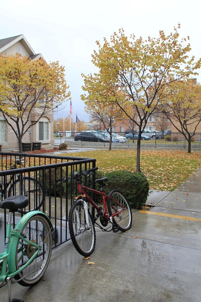 Foto del edificio - 1080 E 450 N