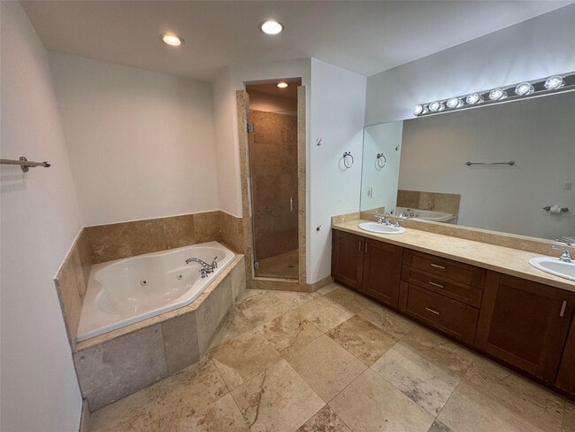 Foto del edificio - 2515 NE 18th St