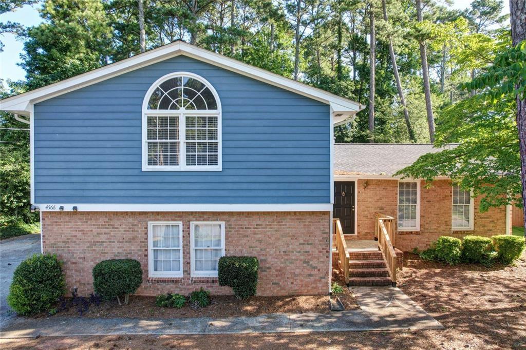 Foto principal - 4566 Mountain Creek Dr