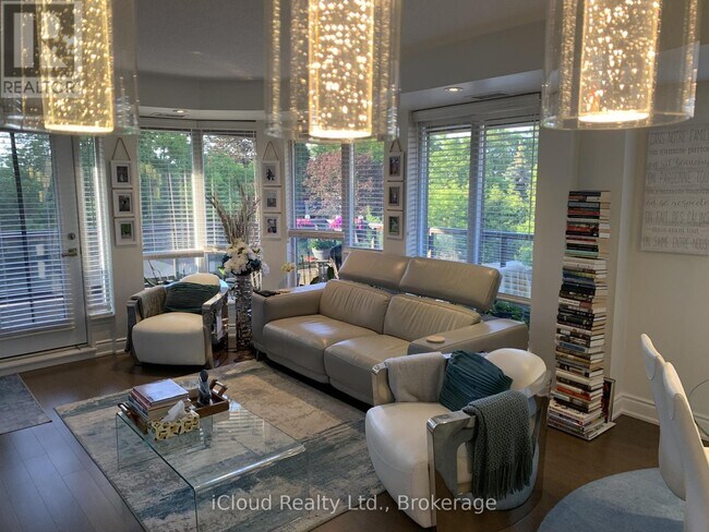 Photo du bâtiment - 760 Sheppard Ave W