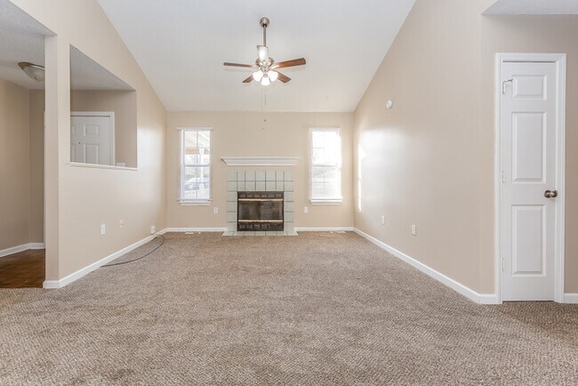 Building Photo - 13092 Copperfield Ln