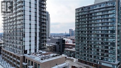 Building Photo - 85 Duke St W