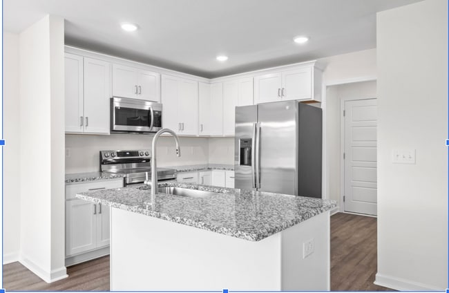 Building Photo - 1310 Isaiah Dr