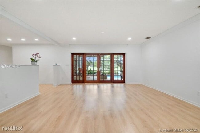 Building Photo - 9720 W Palmetto Club Ln
