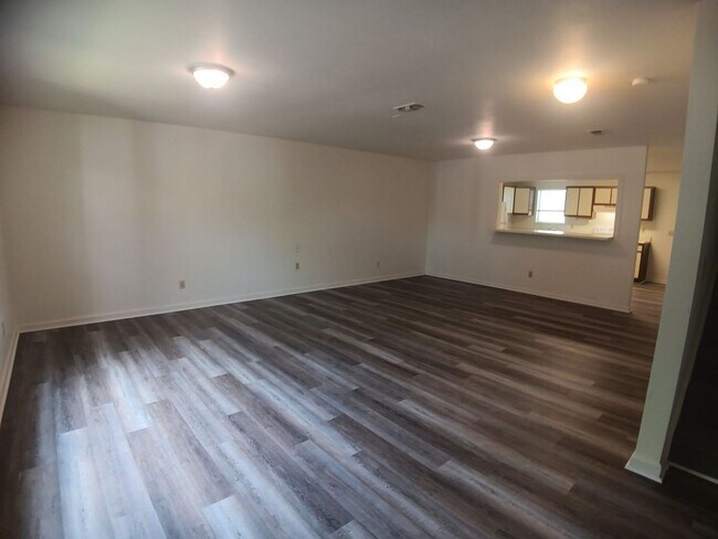 Foto del edificio - 237 Pheasant Run Dr