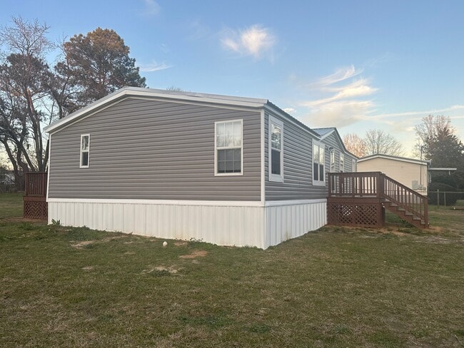 Building Photo - 118 Little Farm Ln