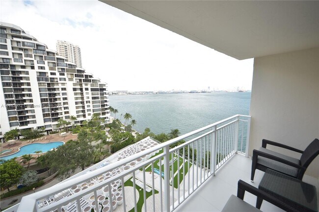 Foto del edificio - 770 Claughton Island Dr