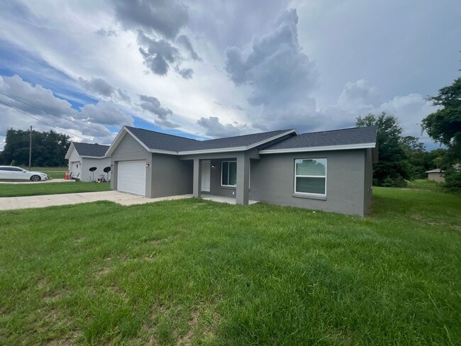 Foto del edificio - GORGEOUS 3 Bedroom, 2 Bathroom Home in Ock...