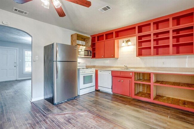 Foto del edificio - 410 McCarty St