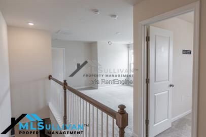 Foto del edificio - 8400 Jordan Meadow Dr