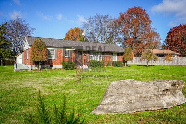 Foto del edificio - 550 Scenic Dr