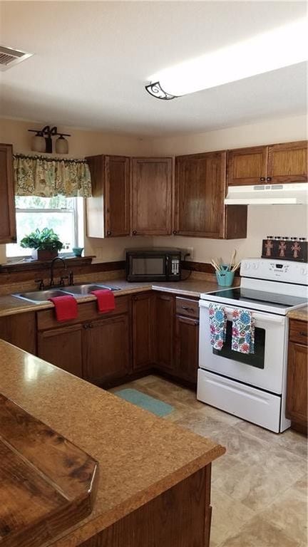 Building Photo - 756 N Barton Ave