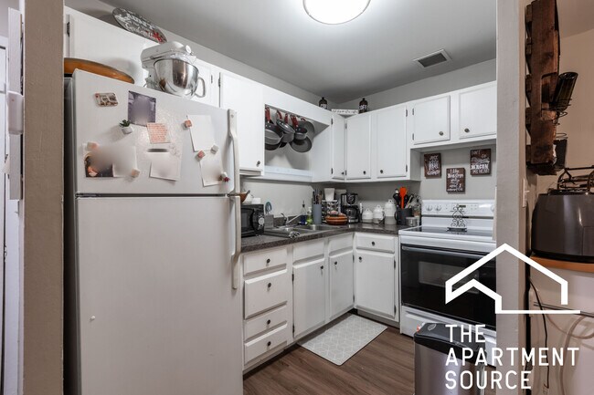 Foto del edificio - 607 W Wrightwood Ave