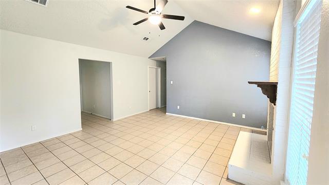 Building Photo - 2700 Larkspur Ln