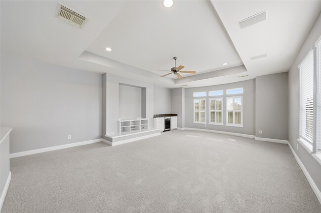 Building Photo - 2304 Albans Rd